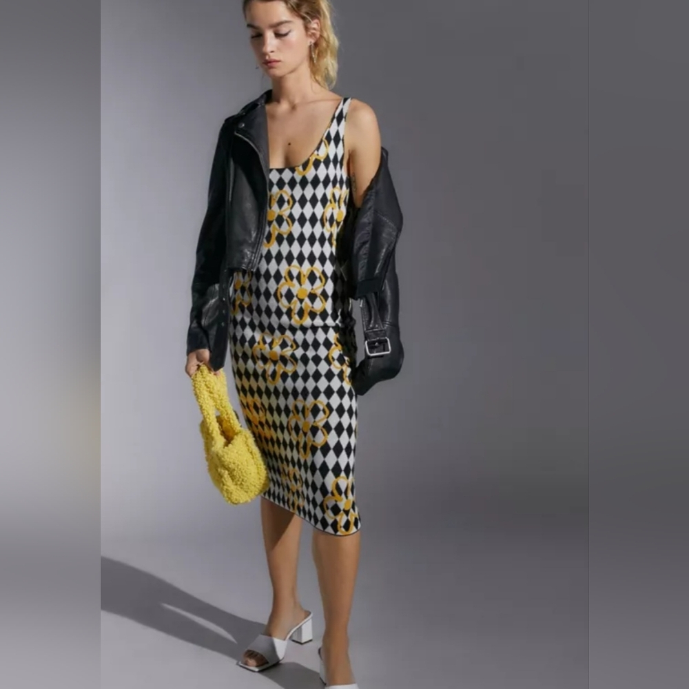 Urban Outfitters Geometric & Floral Yellow and Black Sweater Dress Medium